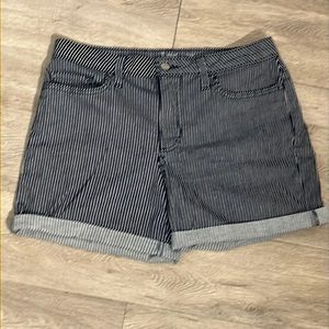 Lee, Size 12, Blue With White Pin Stripes